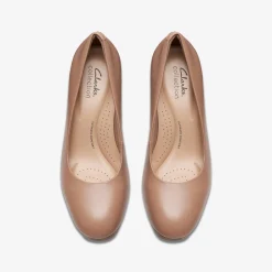 Ambyr2 Braley Warm Beige Leather