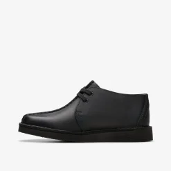 Desert Trek Older Black Leather