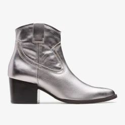 Elder Rae Silver Leather