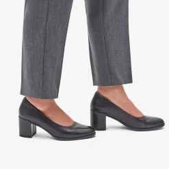 Freva 55 Court Black Leather