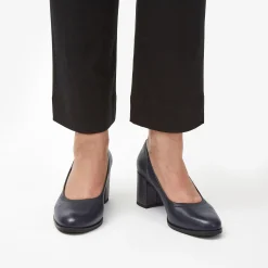 Freva 55 Court Navy Leather