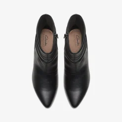Teresa Skip Black Leather