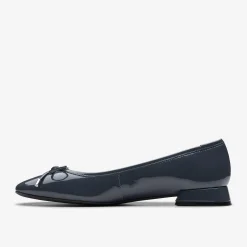 Ubree 15 Step Navy Patent