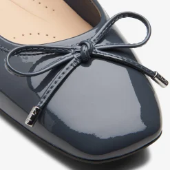 Ubree 15 Step Navy Patent
